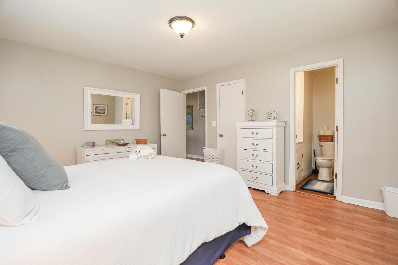 Sneads Ferry Spacious Home With Waterfront View-Welcome Pets מראה חיצוני תמונה