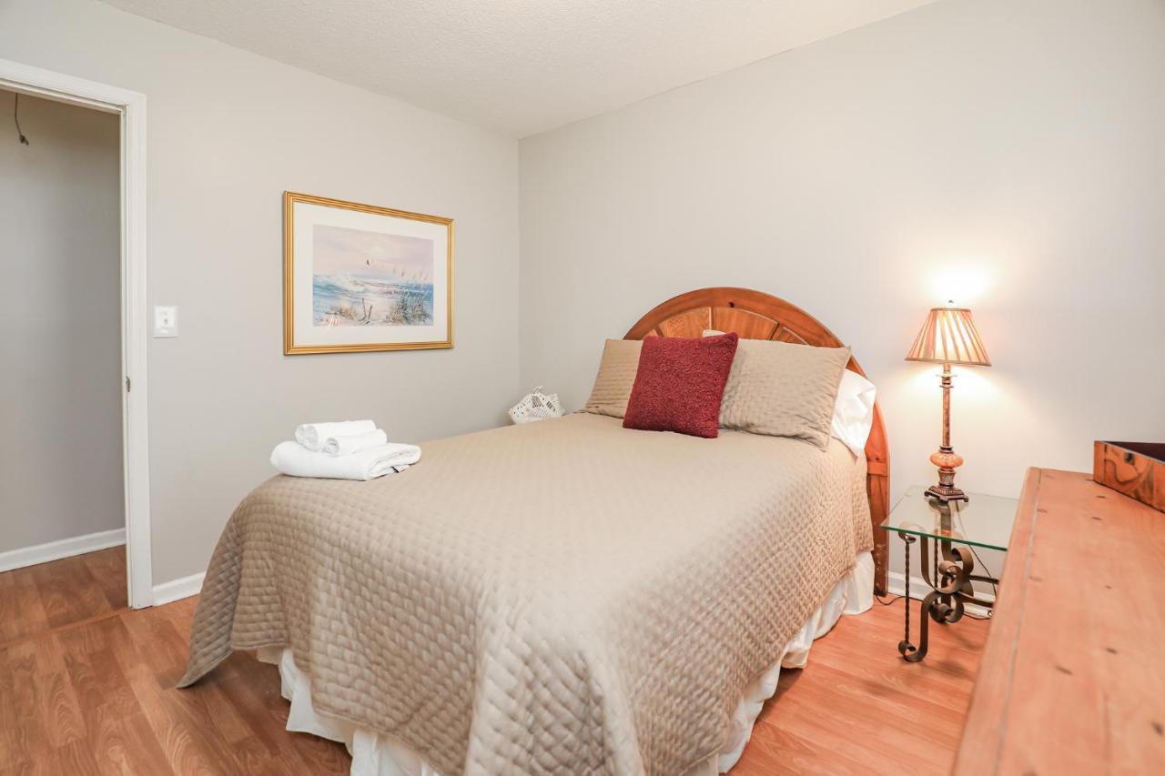 Sneads Ferry Spacious Home With Waterfront View-Welcome Pets מראה חיצוני תמונה