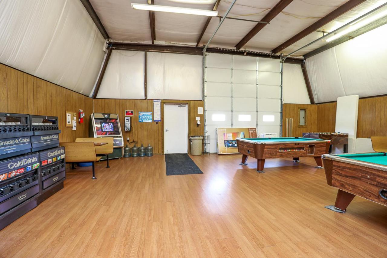 Sneads Ferry Spacious Home With Waterfront View-Welcome Pets מראה חיצוני תמונה