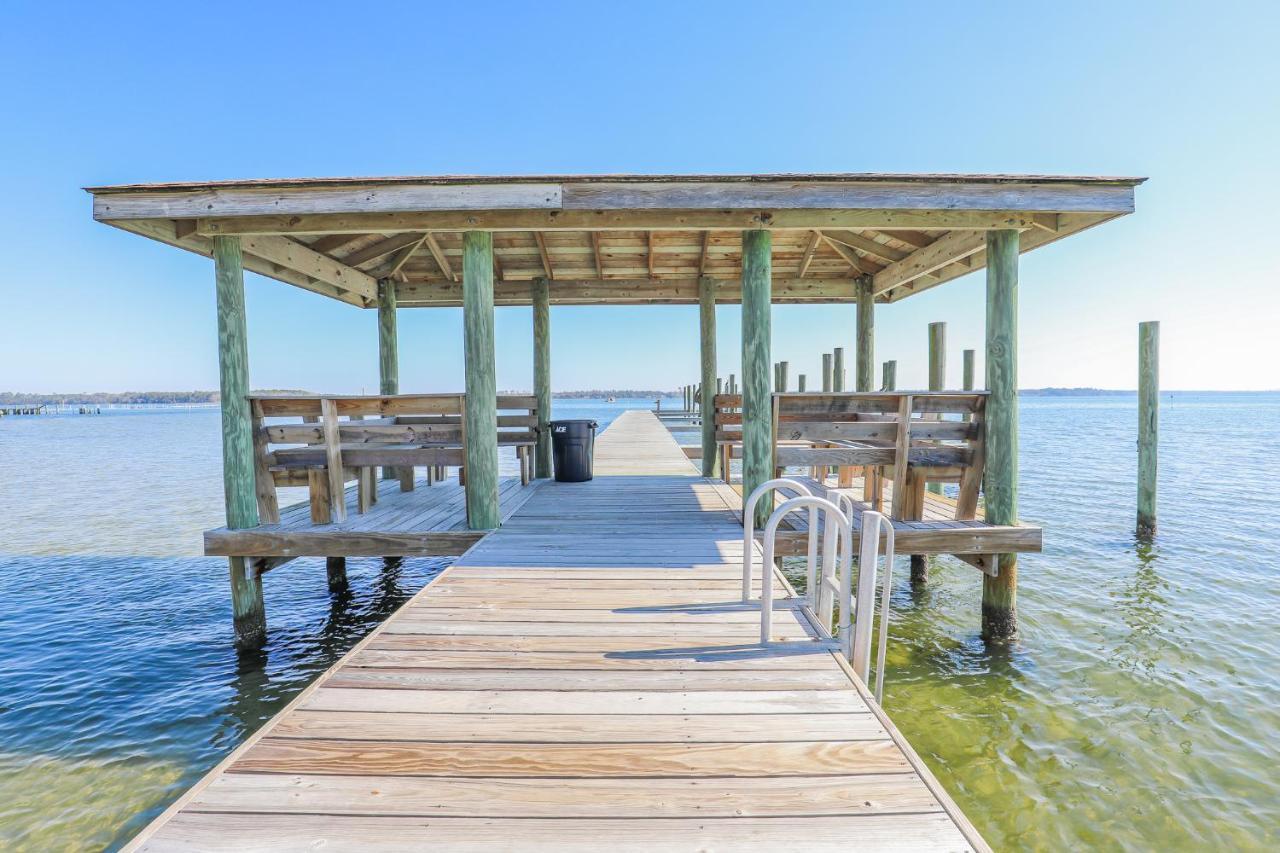 Sneads Ferry Spacious Home With Waterfront View-Welcome Pets מראה חיצוני תמונה