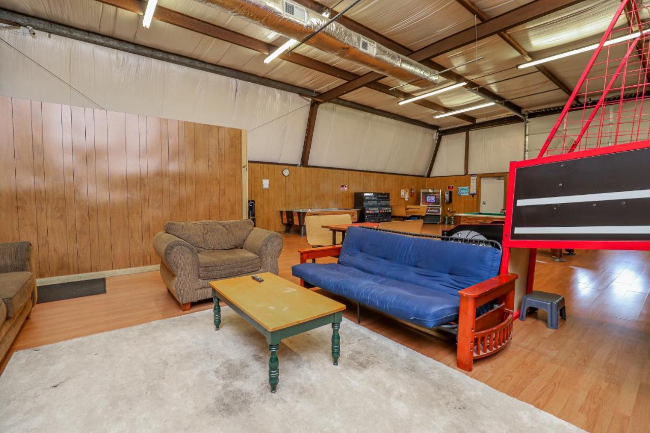 Sneads Ferry Spacious Home With Waterfront View-Welcome Pets מראה חיצוני תמונה